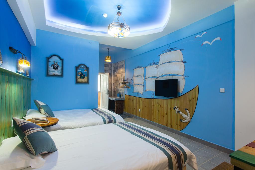 Haikou Time Inn Theme Hotel Room photo