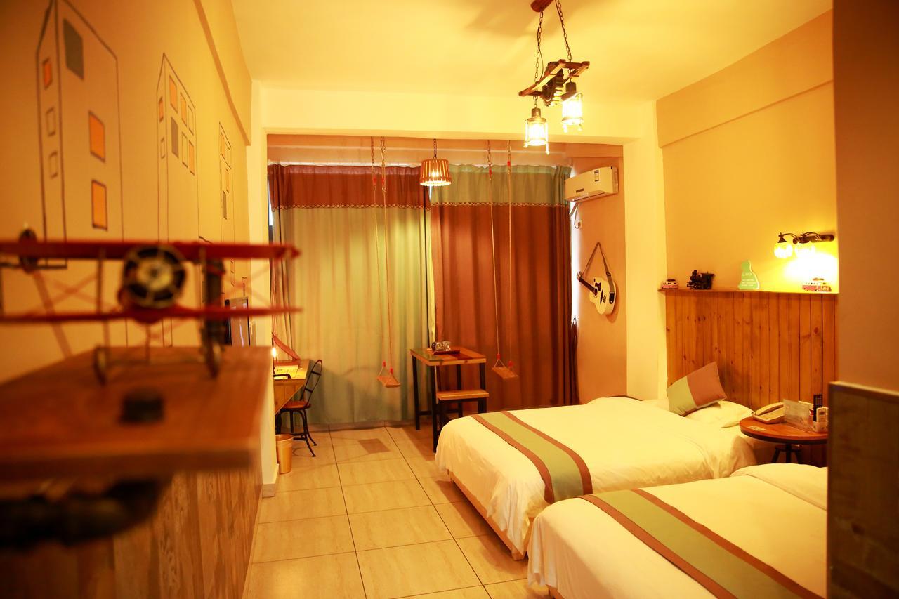 Haikou Time Inn Theme Hotel Exterior photo