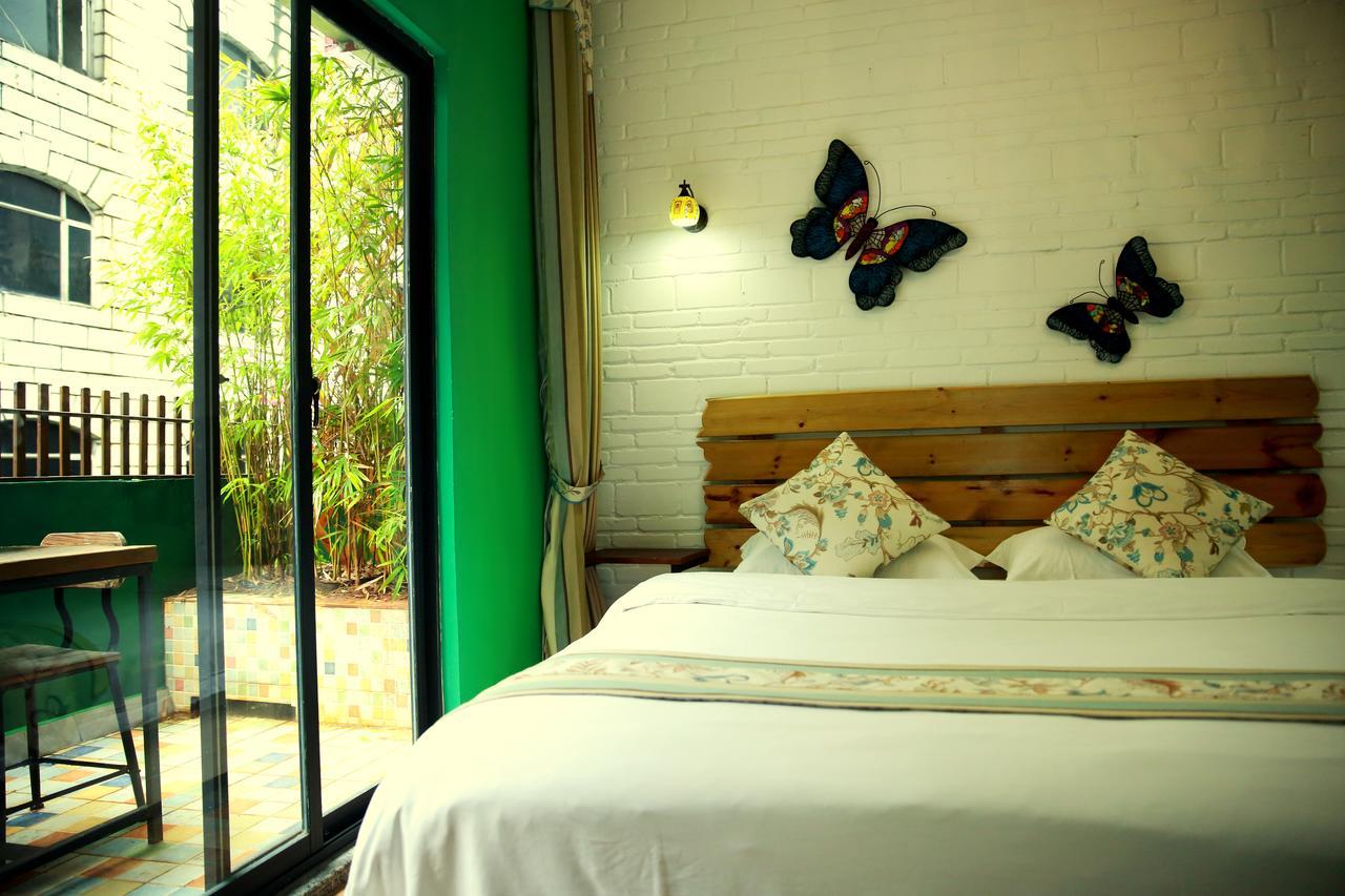 Haikou Time Inn Theme Hotel Exterior photo