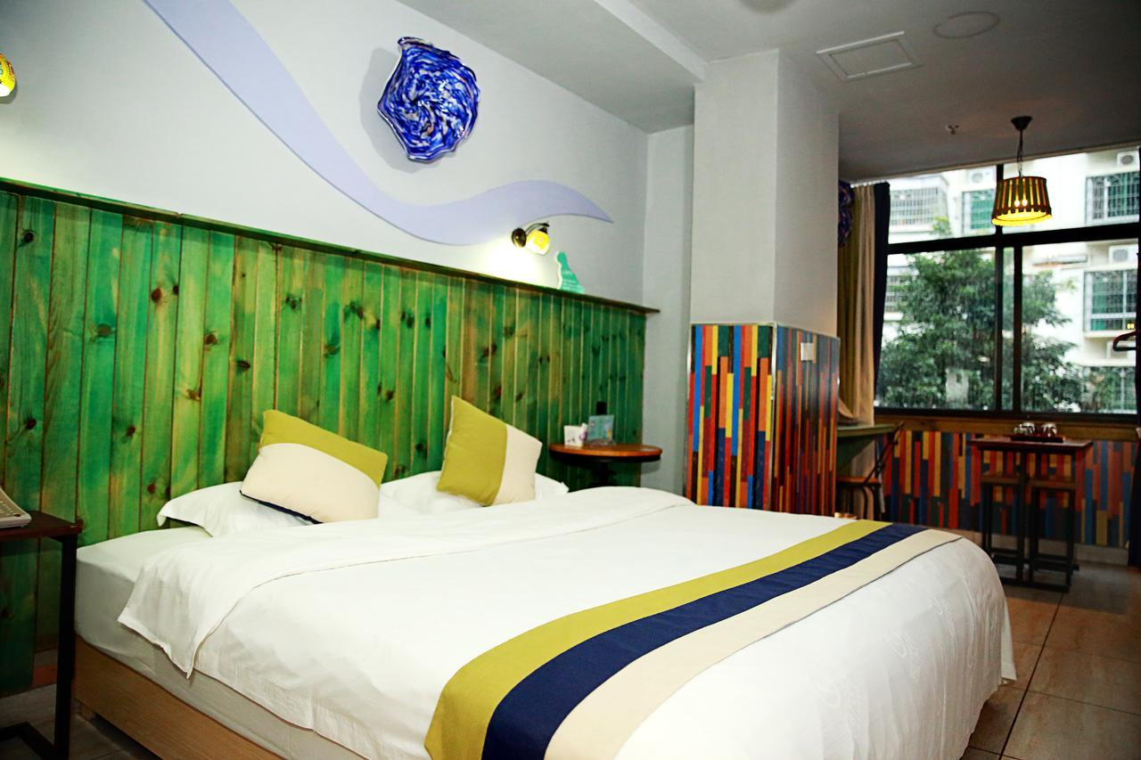 Haikou Time Inn Theme Hotel Exterior photo